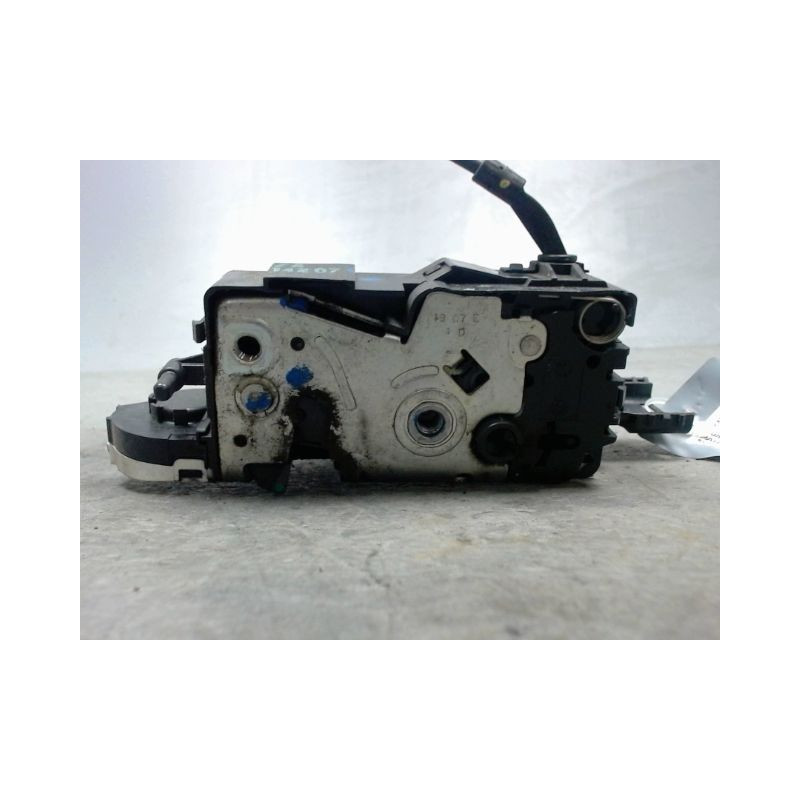 SYSTEME CONDAMNATION AVANT DROIT PEUGEOT 207 SW