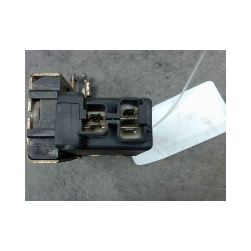 SYSTEME CONDAMNATION AVANT DROIT PEUGEOT 405 -92