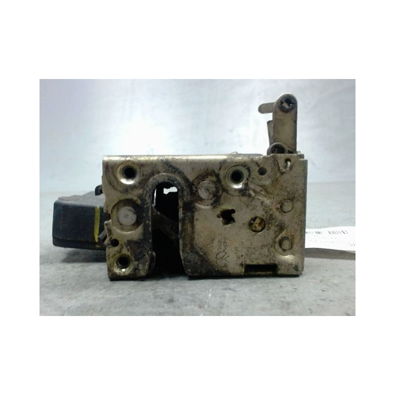 SYSTEME CONDAMNATION AVANT GAUCHE PEUGEOT 405 -92