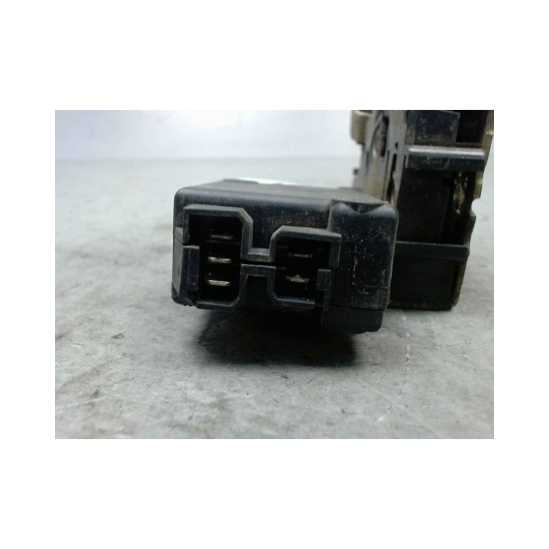 SYSTEME CONDAMNATION AVANT GAUCHE PEUGEOT 405 -92