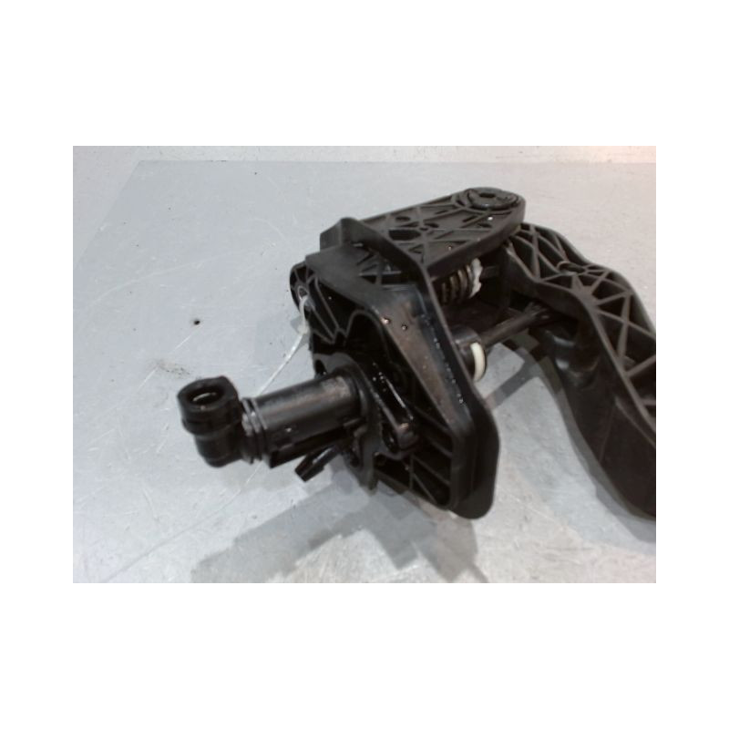 PEDALE EMBRAYAGE VOLKSWAGEN POLO