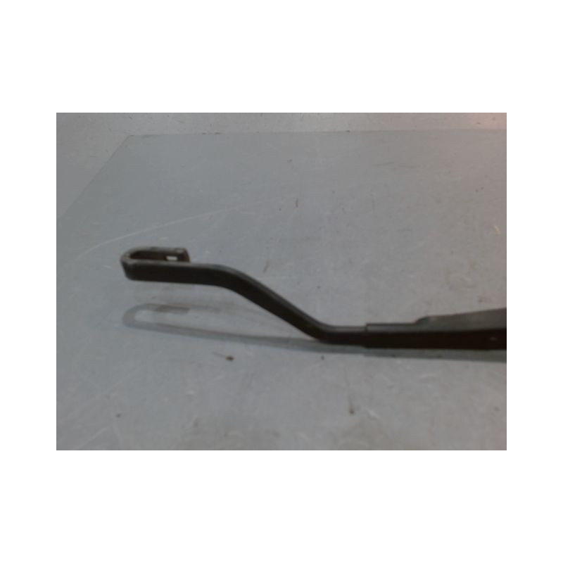 BRAS ESSUIE-GLACE AVANT GAUCHE CHRYSLER PTCRUISER
