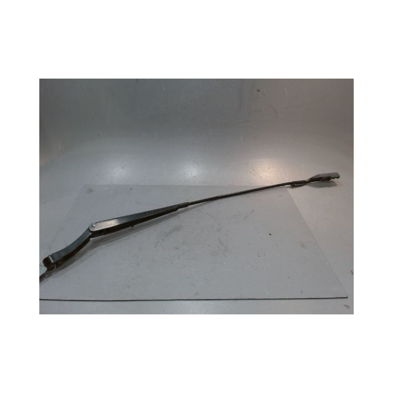 BRAS ESSUIE-GLACE AVANT DROIT PEUGEOT 5008