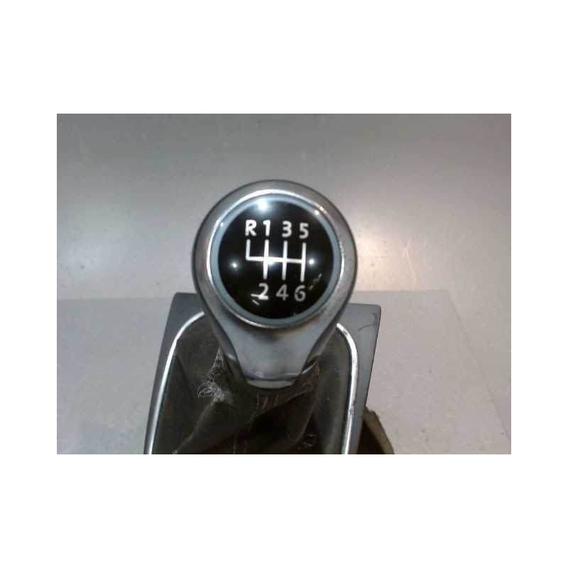 LEVIER DE VITESSES VOLKSWAGEN GOLF 2.0 TDI