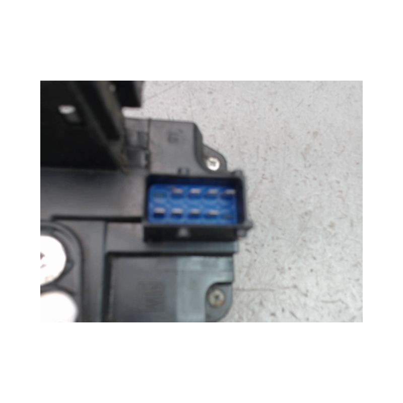 SYSTEME CONDAMNATION AVANT GAUCHE RENAULT TRAFIC L1H1 II PHASE 2 -1000- CRT 2006-...