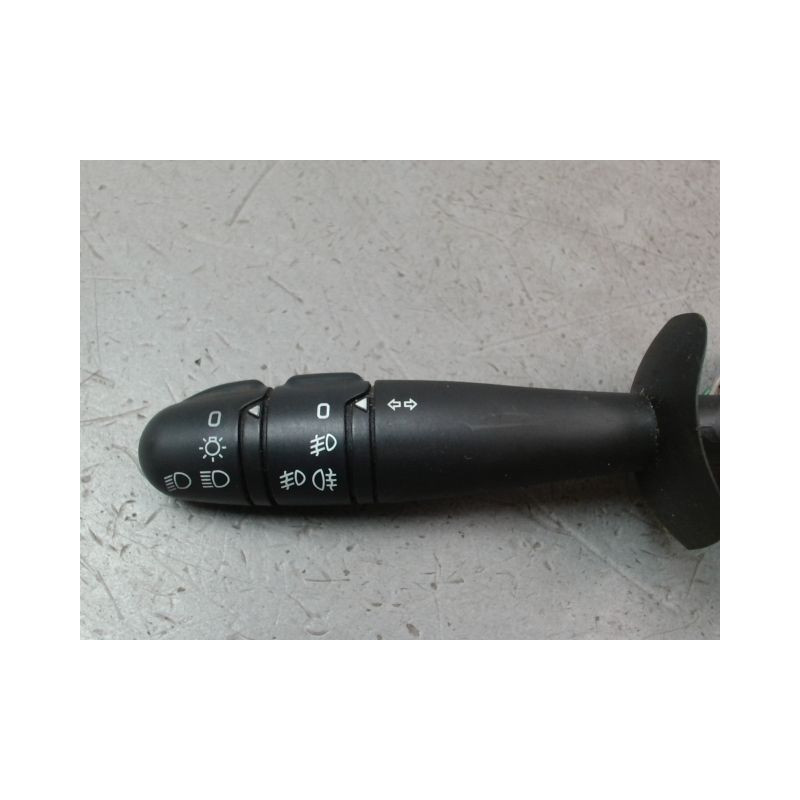 COMMANDE ECLAIRAGE RENAULT TRAFIC L1H1 II PHASE 2 -1000- CRT 2006-...