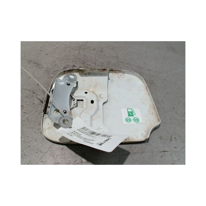 VOLET DE TRAPPE CARBURANT DACIA SANDERO 2008-