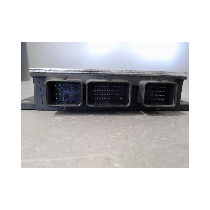CALCULATEUR MOTEUR RENAULT MODUS