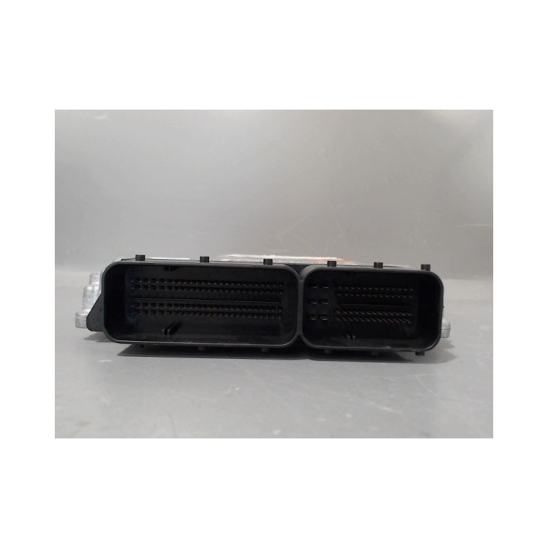 CALCULATEUR MOTEUR MERCEDES CLASSE E