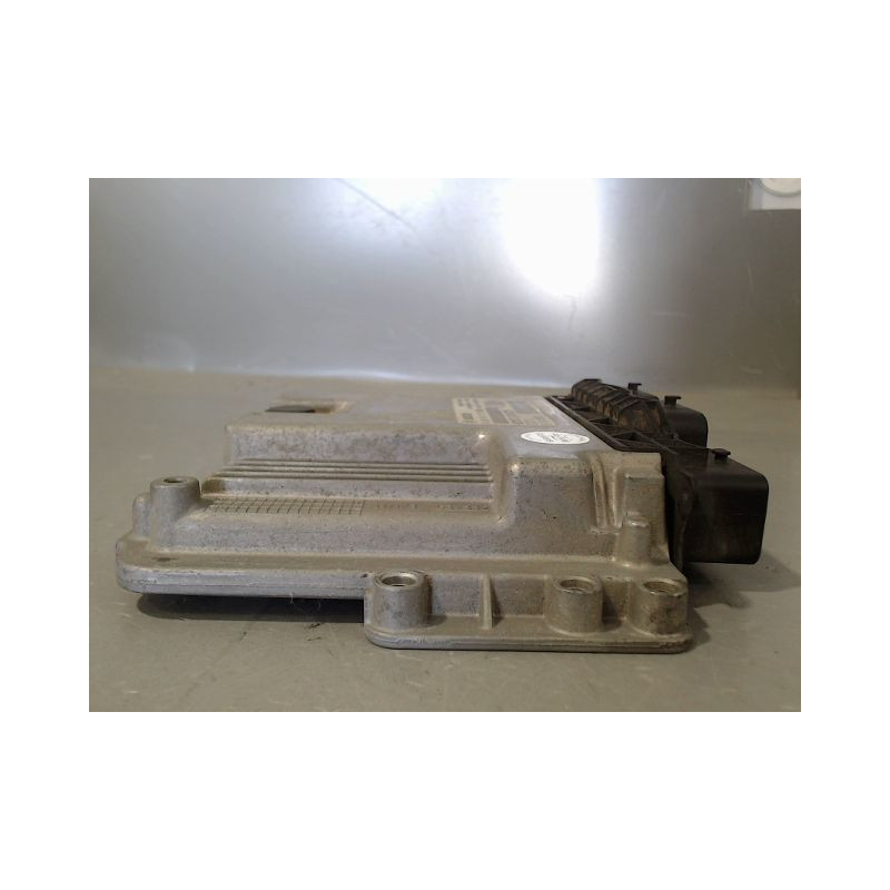 CALCULATEUR MOTEUR CITROEN C3