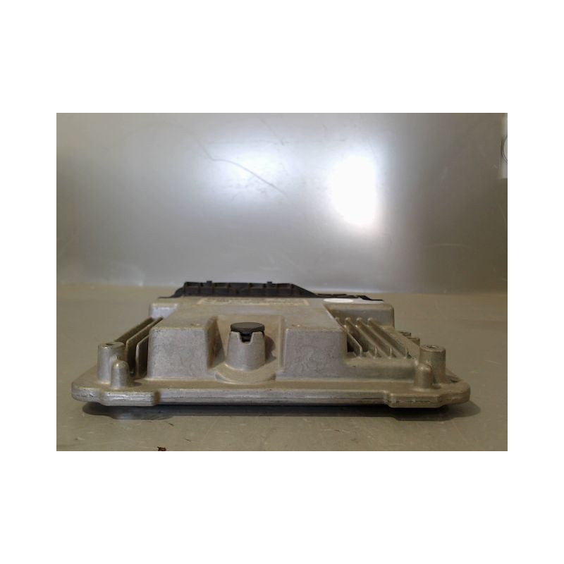 CALCULATEUR MOTEUR CITROEN C3