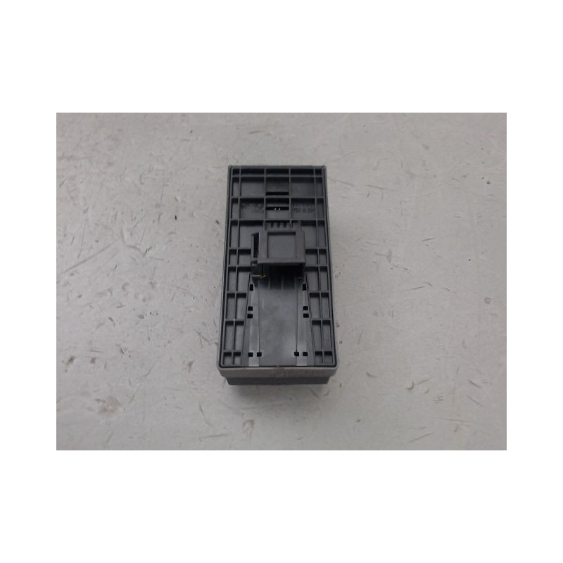 COMMANDE LEVE-GLACE PORTE AVG AUDI A4