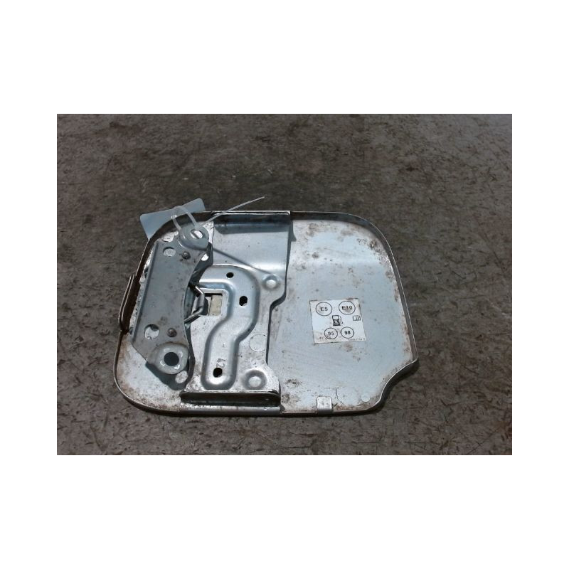 VOLET DE TRAPPE CARBURANT DACIA SANDERO 2008-