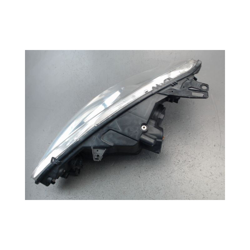 PHARE DROIT PEUGEOT 1007