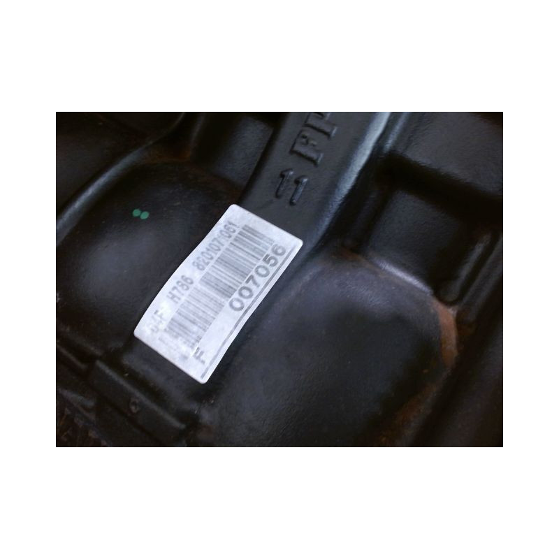 MOTEUR ESSENCE RENAULT CLIO 1.2 16V 