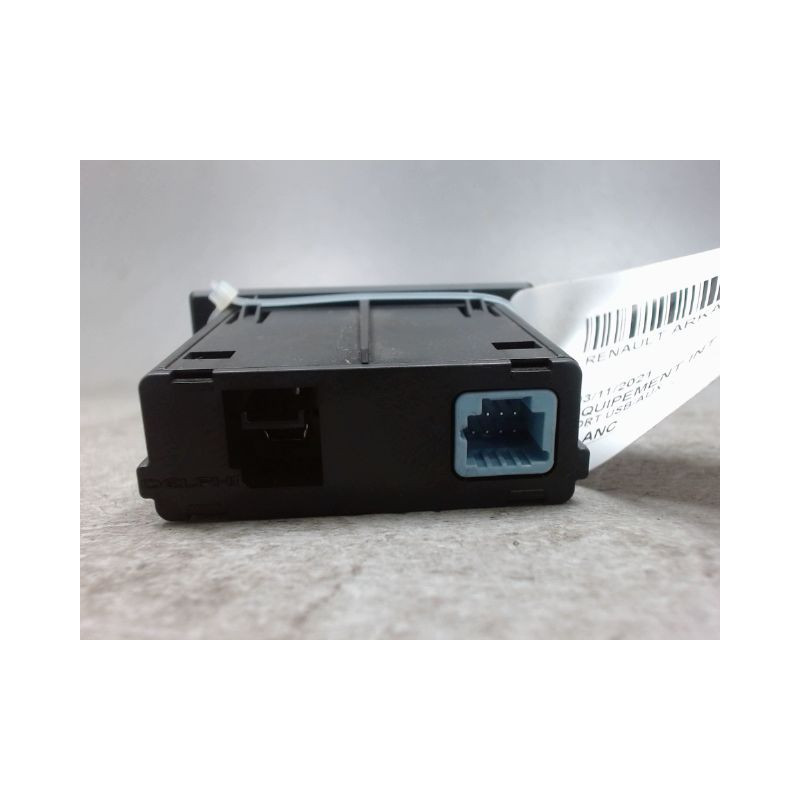 PORT USB/AUX RENAULT ARKANA