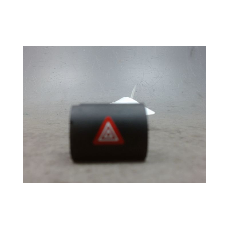 BOUTON DE WARNING CITROEN C3