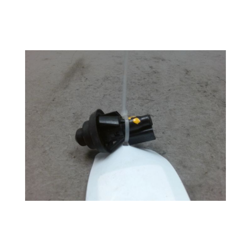 CONTACTEUR PORTE AVANT DROIT DACIA LODGY