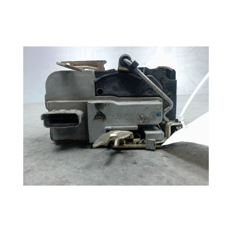 SYSTEME CONDAMNATION AVANT GAUCHE CITROEN XSARA -2000