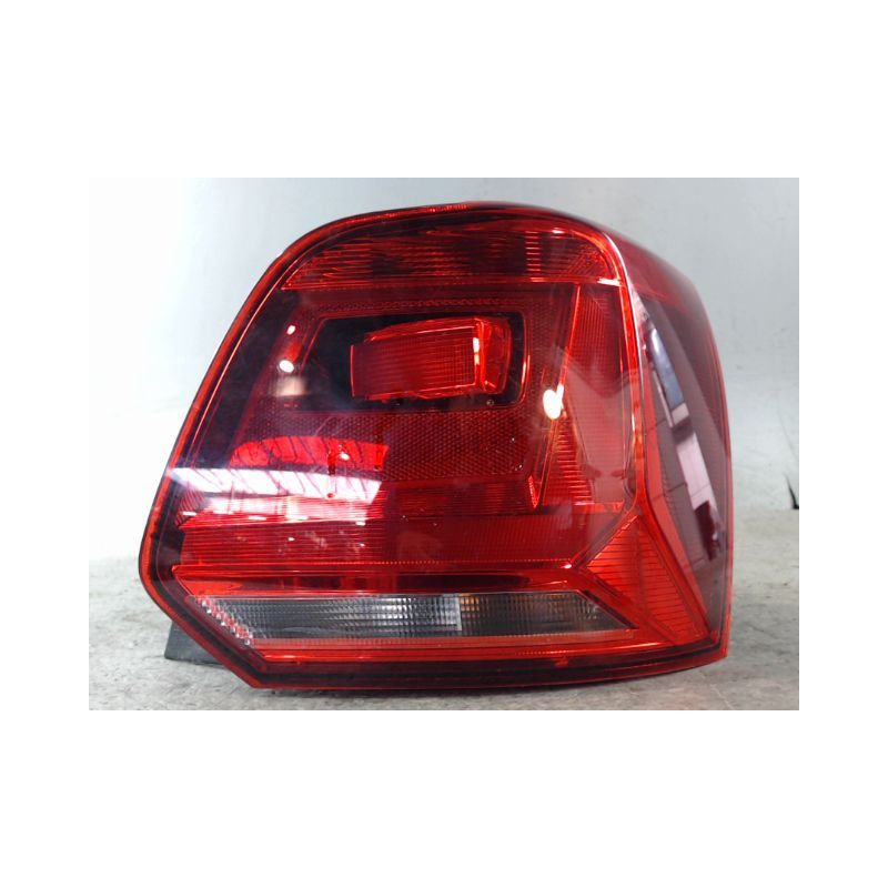 FEU ARRIERE DROIT VOLKSWAGEN POLO