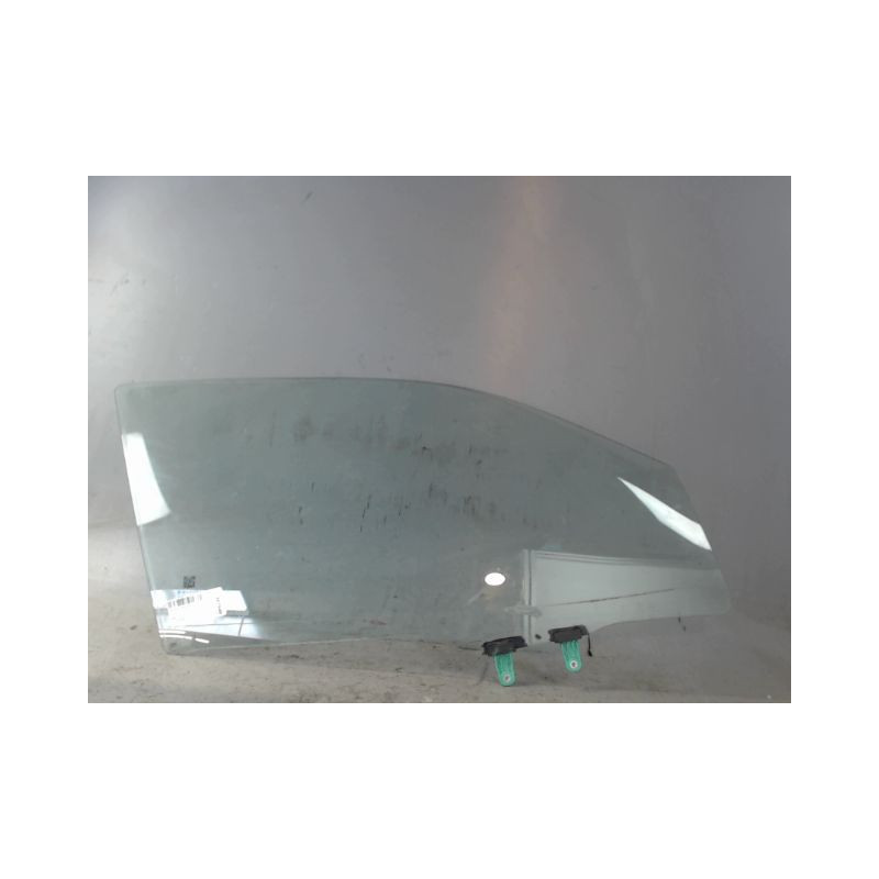 GLACE PORTE AVD SUZUKI BALENO