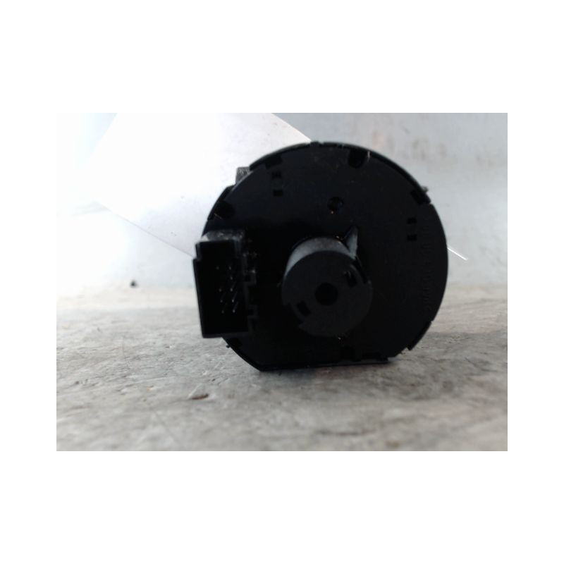 COMMANDE ECLAIRAGE VOLKSWAGEN TIGUAN 2009-