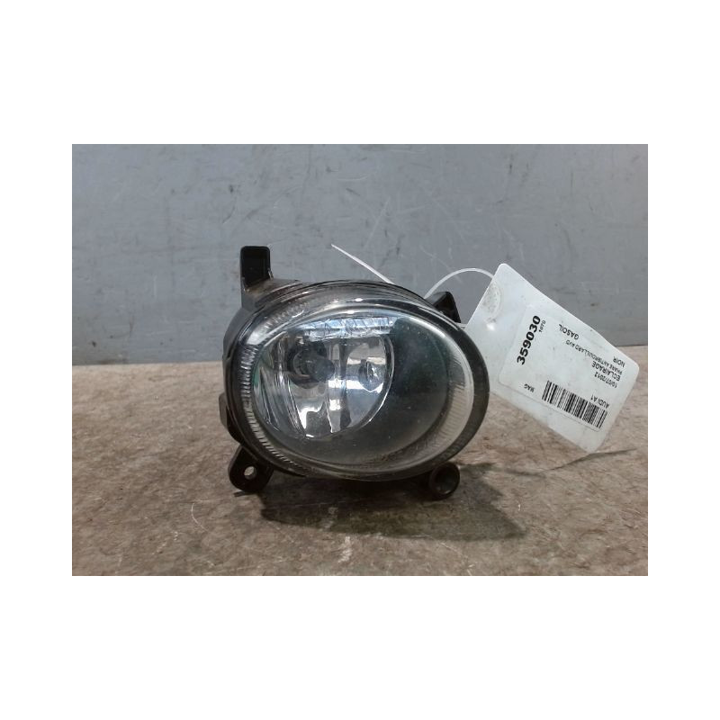 PHARE ANTIBROUILLARD AVANT DROIT AUDI A1