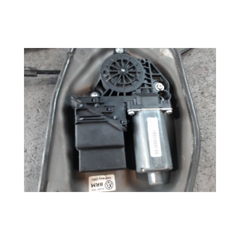 MECANISME+MOTEUR LEVE-GLACE ARRIERE DROIT VOLKSWAGEN GOLF V PLUS 2005-