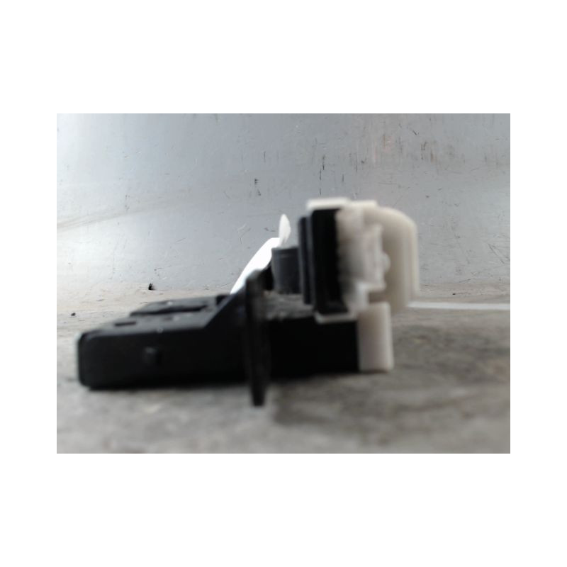 SERRURE HAYON  RENAULT SCENIC II PH2 2006-