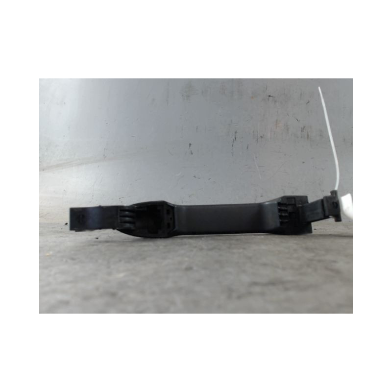 POIGNEE EXTERIEURE PORTE BATTANTE GAUCHE RENAULT KANGOO