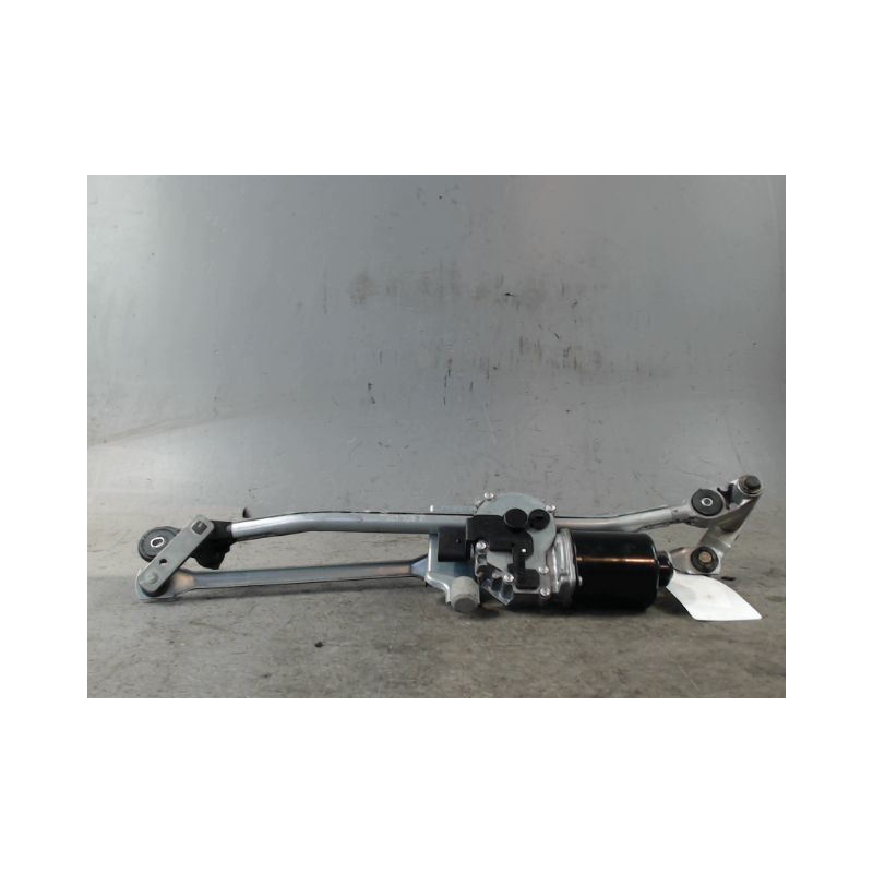 MOTEUR ESSUIE-GLACE AVANT B.M.W. SERIE 1