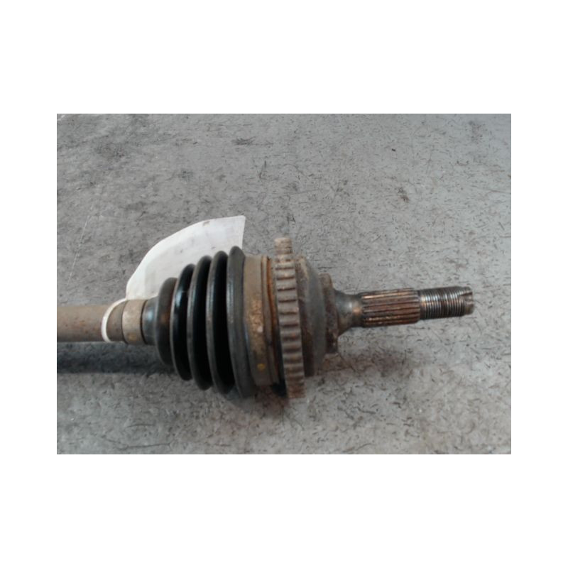 TRANSMISSION AVANT DROIT PEUGEOT 206+ 2009- 1.4 HDi eco 70