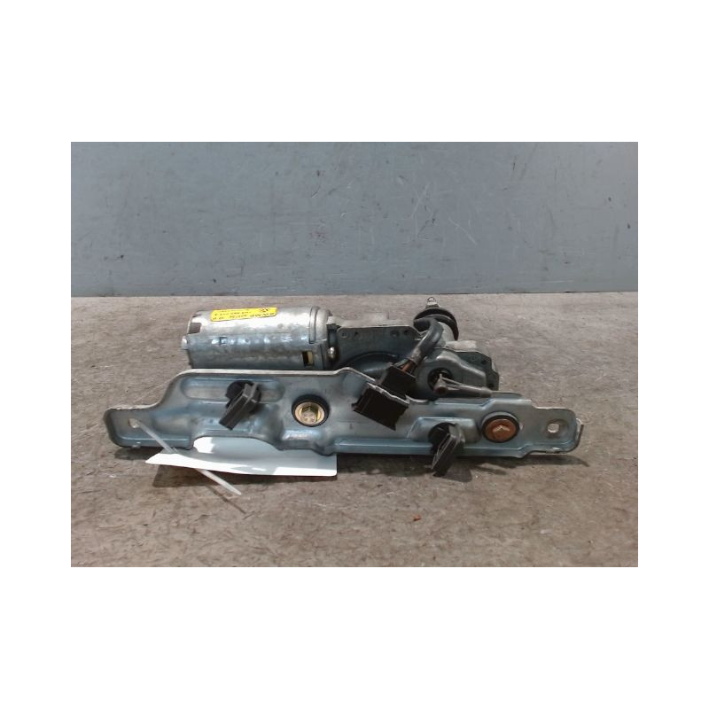 MOTEUR ESSUIE-GLACE ARRIERE VOLKSWAGEN GOLF III 92-97