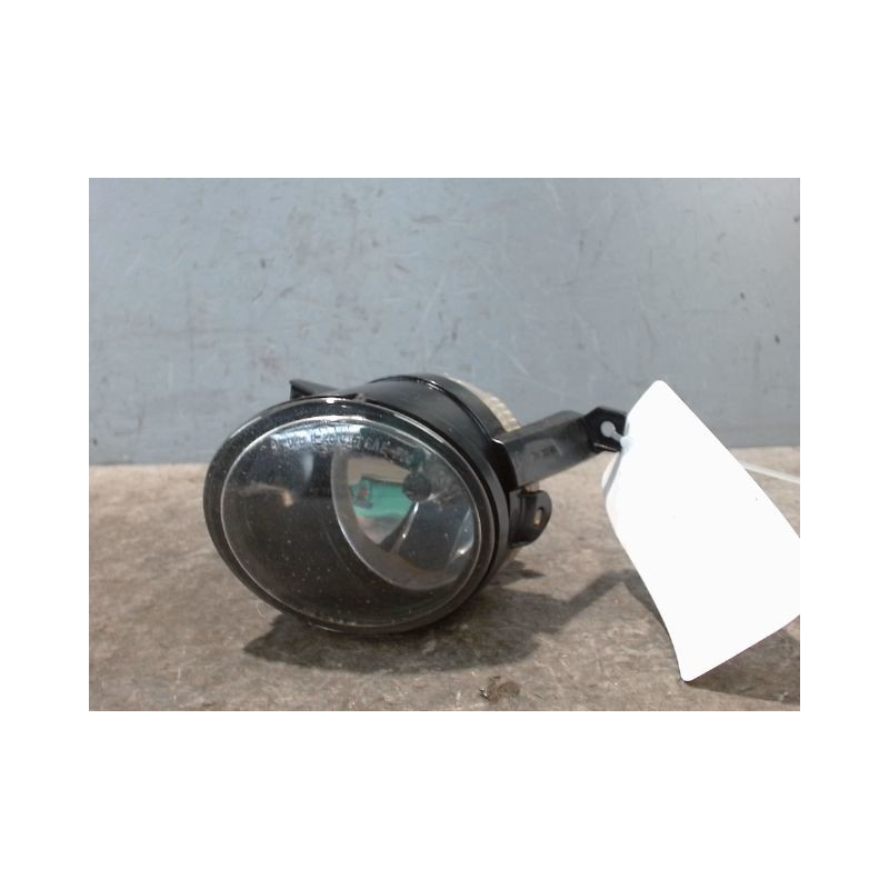 PHARE ANTIBROUILLARD AVANT GAUCHE VOLKSWAGEN TOURAN