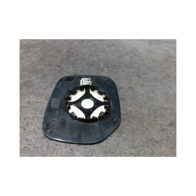 GLACE RETROVISEUR EXT D PEUGEOT PARTNER -2002