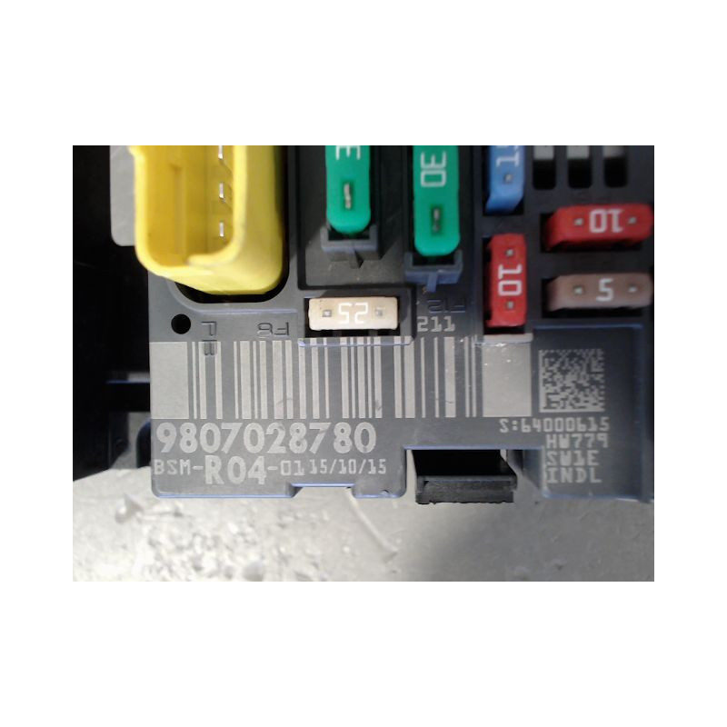BOITE A FUSIBLES VOLKSWAGEN GOLF V (1K) 2003-2008