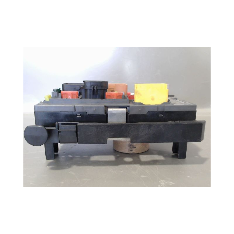BOITE A FUSIBLES RENAULT KANGOO EXPRESS I Phase 2 2003-2010