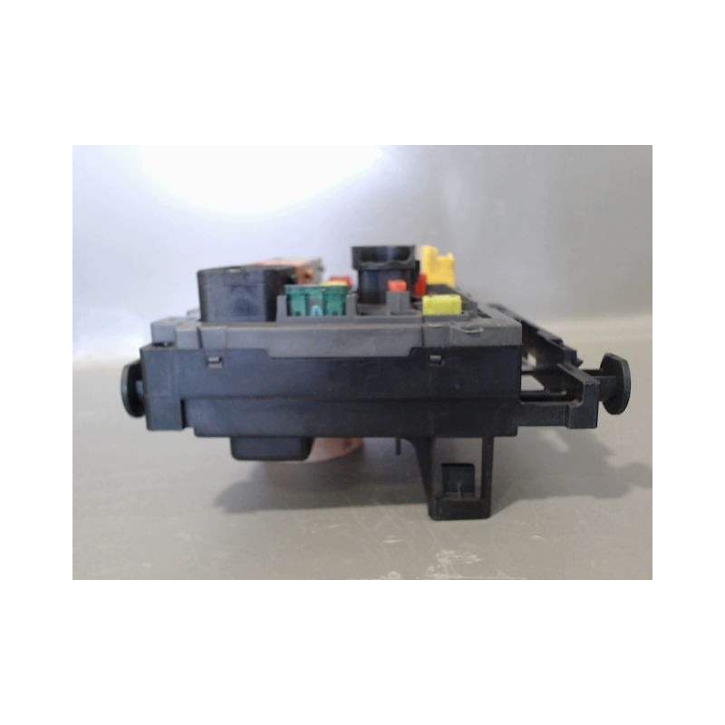 BOITE A FUSIBLES RENAULT KANGOO EXPRESS I Phase 2 2003-2010