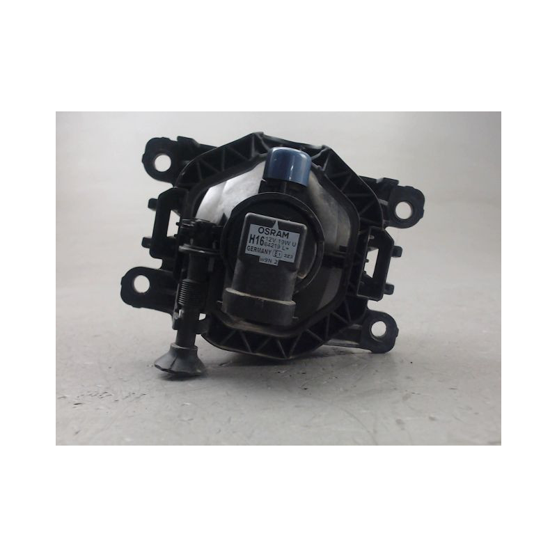 PHARE ANTIBROUILLARD AVANT GAUCHE DACIA SANDERO