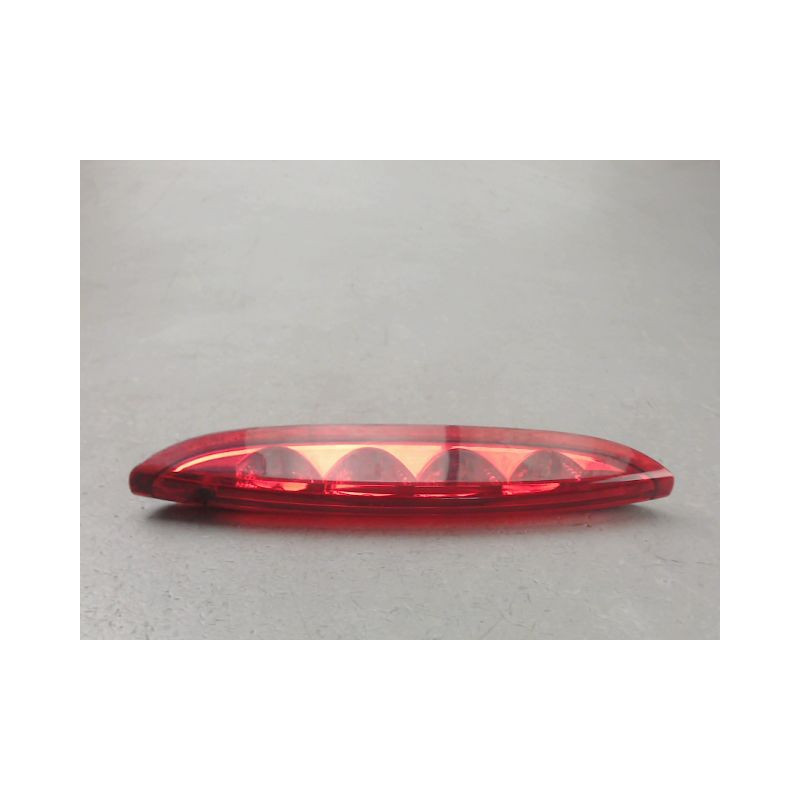 FEUX STOP SUPPLEMENTAIRE PEUGEOT 208