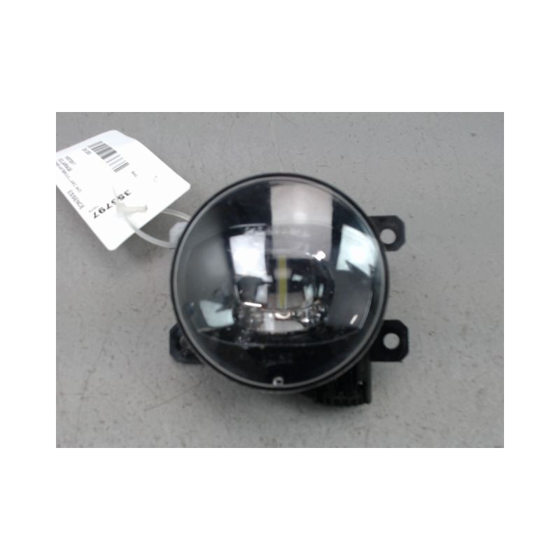 PHARE ANTIBROUILLARD AVANT DROIT DS DS3