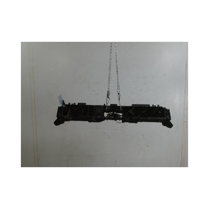 TRAVERSE SUPERIEURE ARMATURE AVANT RENAULT CLIO