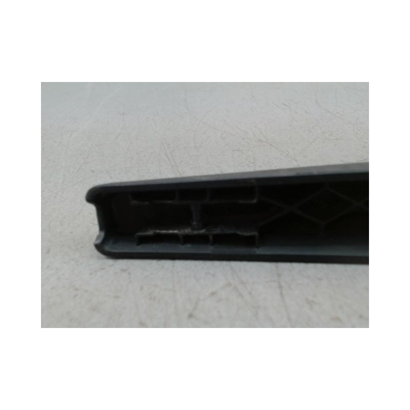 BRAS ESSUIE-GLACE ARRIERE BMW SERIE 1