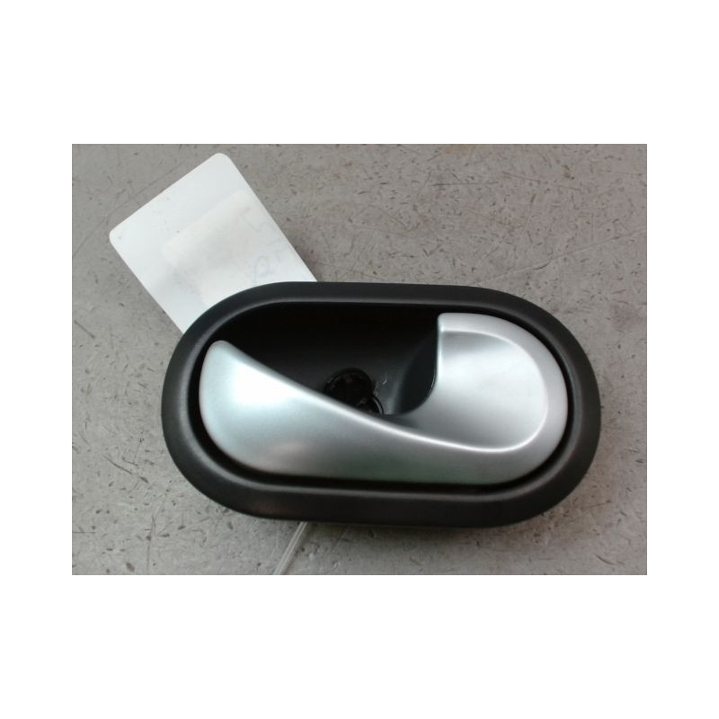 POIGNEE INTERIEURE PORTE AVANT DROIT RENAULT GRAND MODUS Phase 2 2008-2012