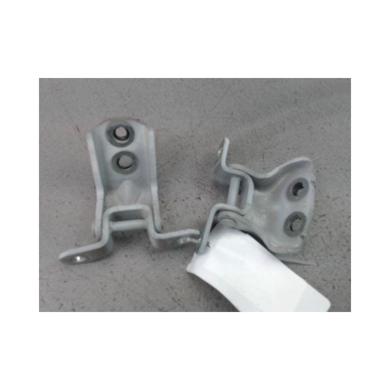 CHARNIÈRE PORTE AVD NISSAN QASHQAI +2 I Phase 2 LONG 2010-2014