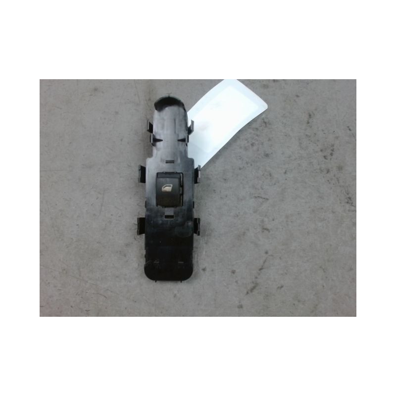 COMMANDE LEVE-GLACE PORTE AVD PEUGEOT 207