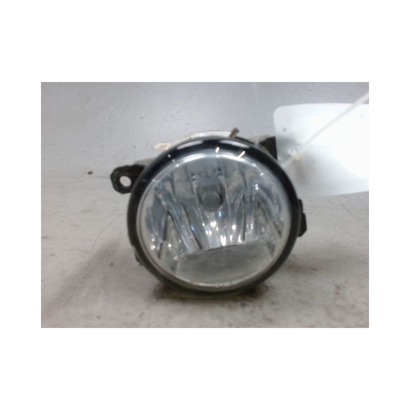PHARE ANTIBROUILLARD AVANT DROIT JEEP CHEROKEE