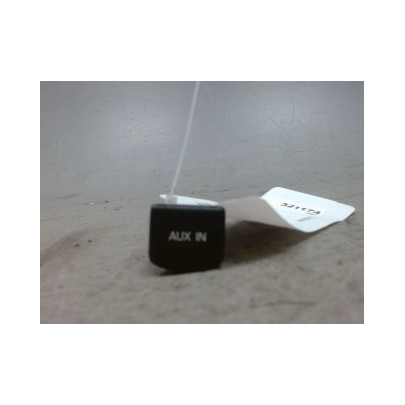 PORT USB/AUX VOLKSWAGEN POLO