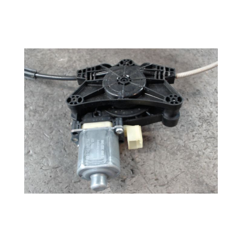 MECANISME+MOTEUR LEVE-GLACE ARRIERE DROIT VOLKSWAGEN TIGUAN 2009-