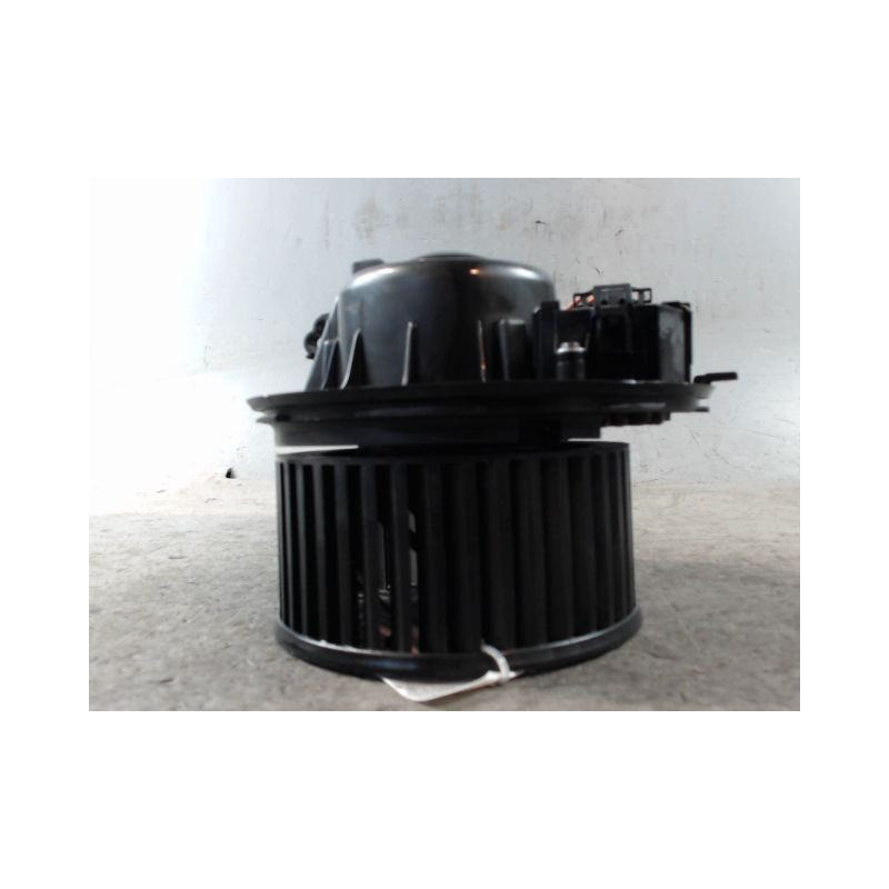 MOTEUR VENTILATEUR CHAUFFAGE SKODA YETI